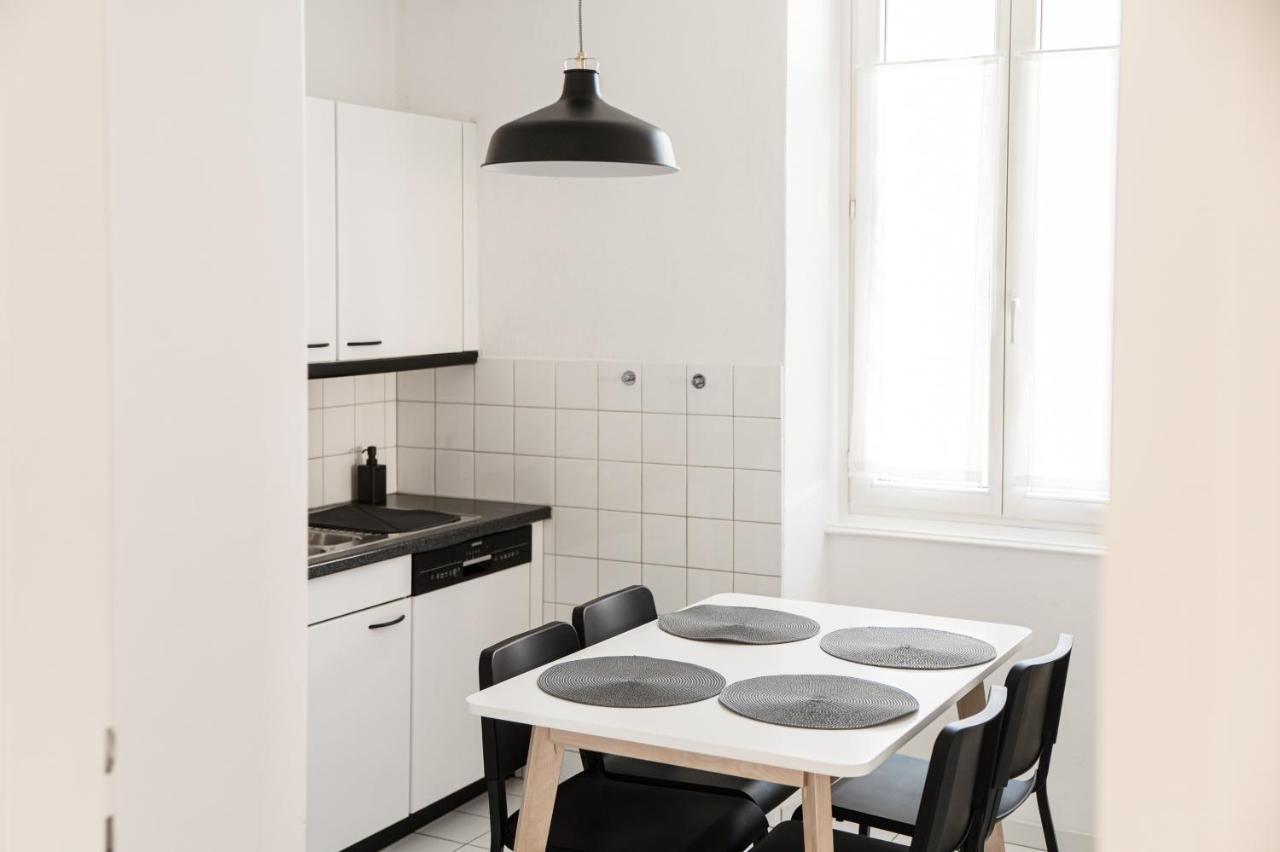 Giuka Apartment By Quokka 360 - Close To The Station Massagno المظهر الخارجي الصورة